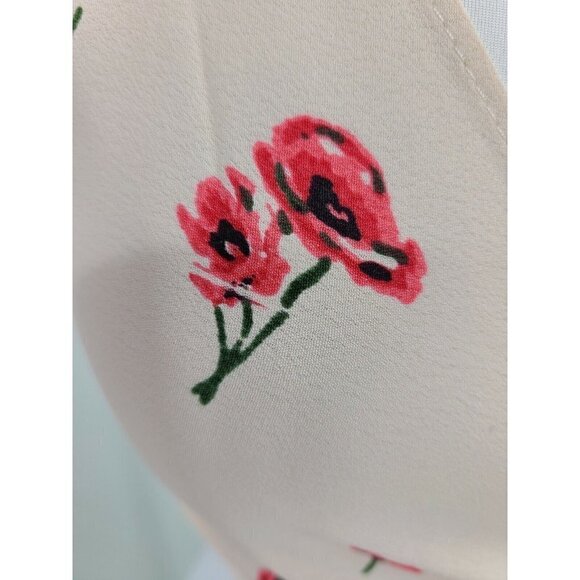 New Flynn Skye That's a Wrap Crop Wrap Top Womens L Red Floral Rayon - Picture 3 of 8